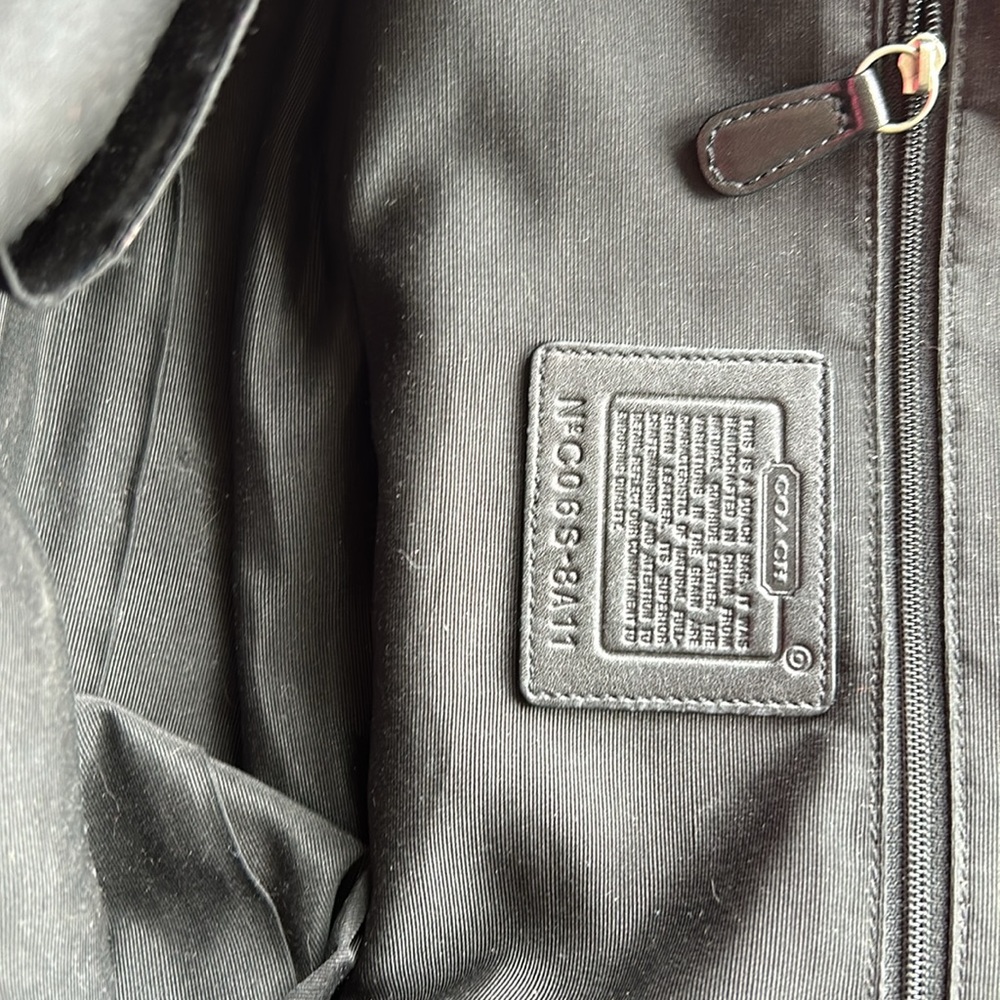 Coach Vintage Shoulder Bag, Black Leather with Chrome Hardware. Lovingly Used. - Picture 5 of 8